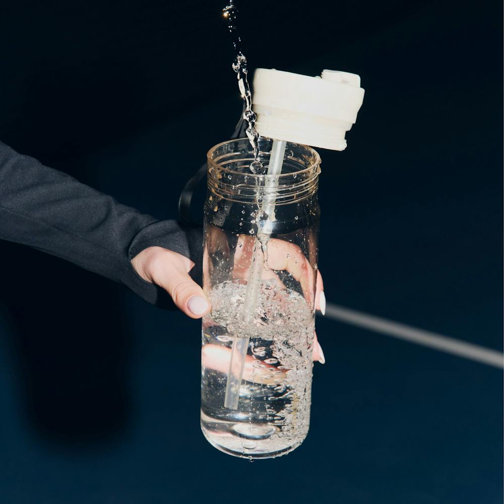 28oz DualSip Plastic Bottle - Oatmilk